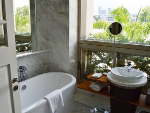 Bathroom Remodel Ideas for a Natural Bathroom Decor