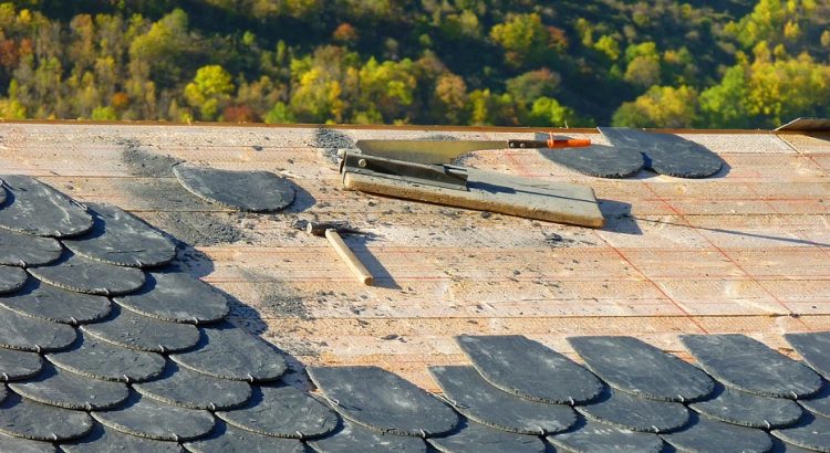 Slate Roofing: Characteristics, Price, and Maintenance